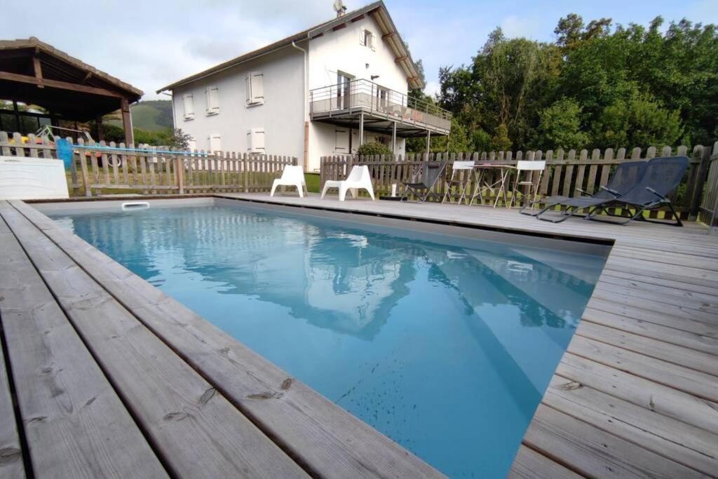 Appartement Au Calme Avec Vue Et Piscine Au Coeur Du Pays Basque Mauléon-Licharre 외부 사진